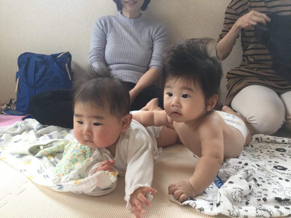 2月のベビーマッサージの予約を受け付けています。 | 八尾産婦人科医院